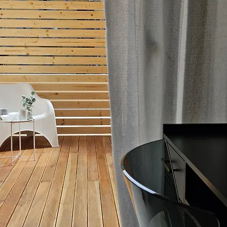 Be Your - Montegrappa Terrace Apartment